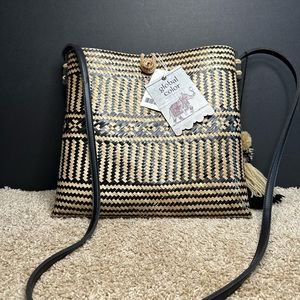 Global Color Purse